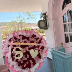 Corazon de rosas tono rosa